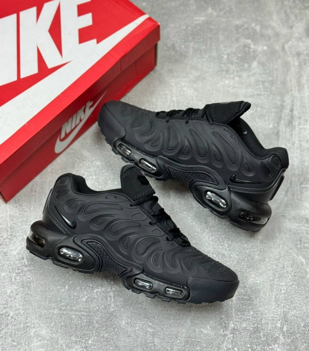 кроссовки nike air max tn plus,кроссовки nike air max plus,nike air max plus tn,кроссовки,кроссовки nike air max plus drift