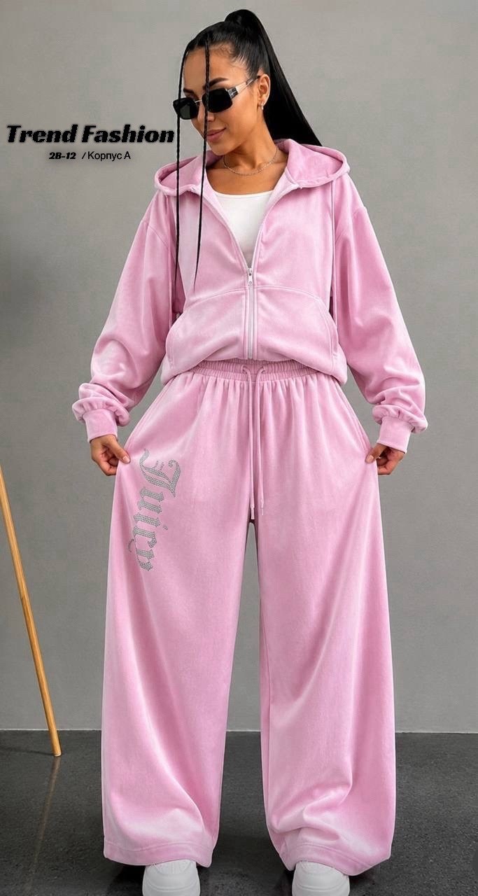 red velour juicy couture tracksuit,велюровый костюм джуси,велюровый спортивный костюм,juicy couture red velour hoodie,women's juicy couture graphic velour hoodie