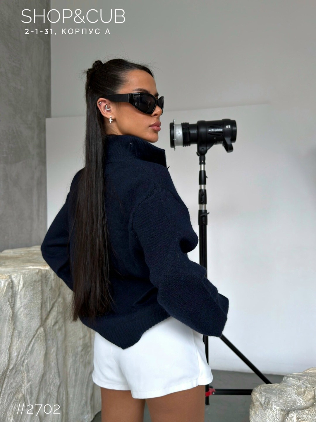 свитер укороченный оверсайз с горлом на молнии lyly fashion,свитер оверсайз укороченный с горлом на молнии,свитер синий оверсайз,свитер оверсайз с горлом на молнии top wear цвет синий,свитер с замком