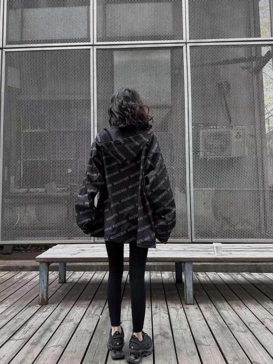 комплект верхней одежды balenciaga,баленсиага кристобаль,balenciaga windbreaker,уличная куртка