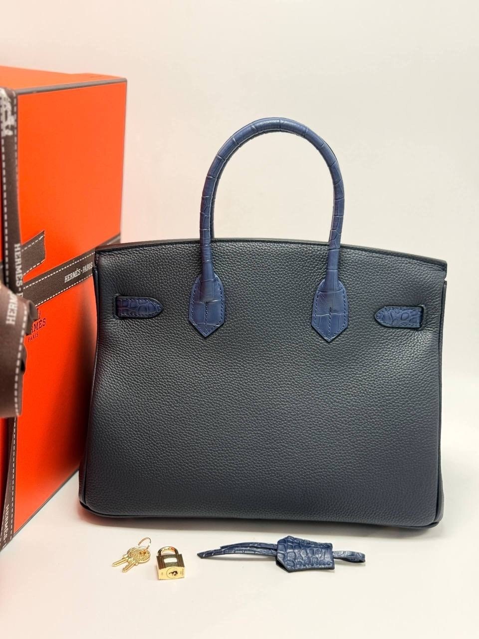 сумка birkin hermes,hermes сумка,женская сумка hermes,сумка гермес биркин черная,сумка эрмес биркин синяя