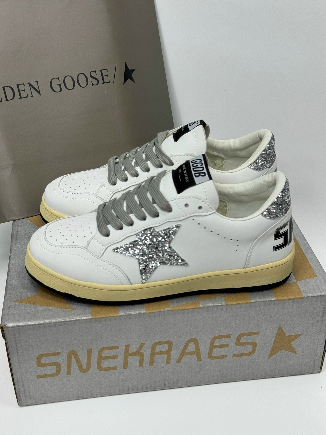 кроссовки golden goose,кроссовки golden goose ball star,кроссовки golden goose женские,кроссовки golden goose wmns ballstar milk gold кремовый,низкие кожаные кроссовки ballstar 12164 golden goose муль