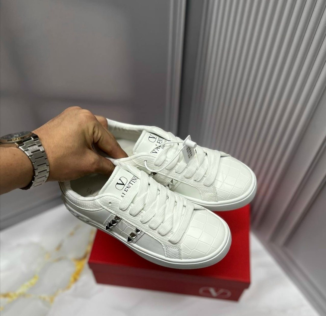 ,кроссовки valentino,кроссовки женские valentino,женские кроссовки,valentino кеды