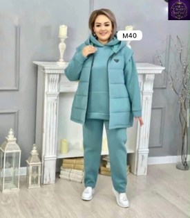 Костюм
