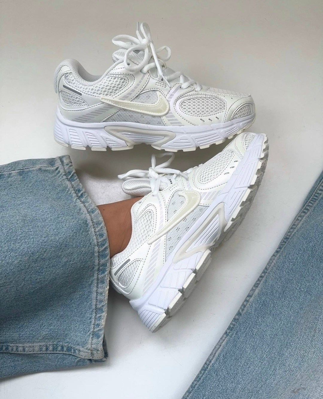 кроссовки,кроссовки nike v 5 rnr,женские кроссовки nike,nike кроссовки,кроссовки женскиe