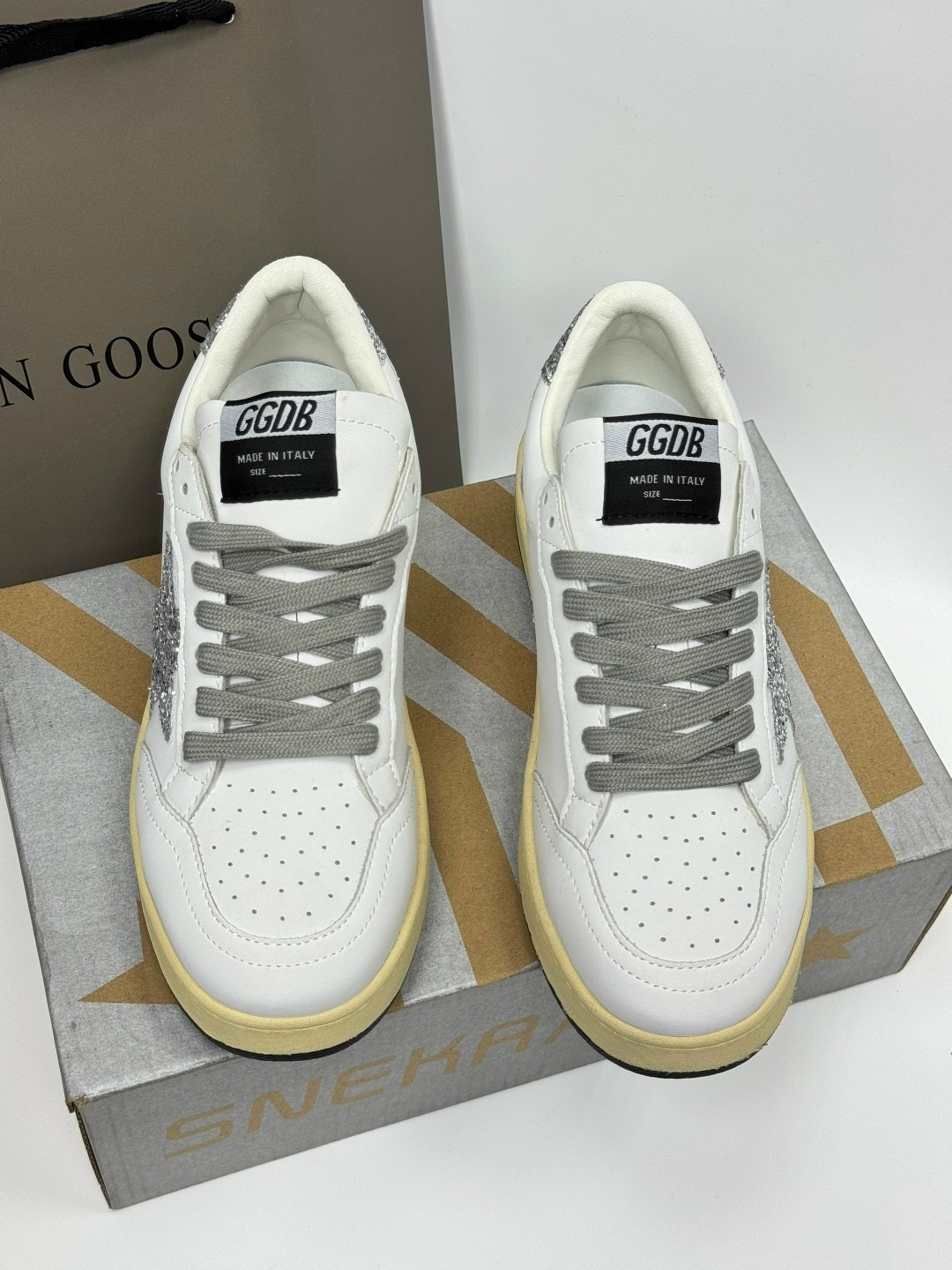 кроссовки golden goose,кроссовки golden goose ball star,кроссовки golden goose женские,кроссовки golden goose wmns ballstar milk gold кремовый,низкие кожаные кроссовки ballstar 12164 golden goose муль
