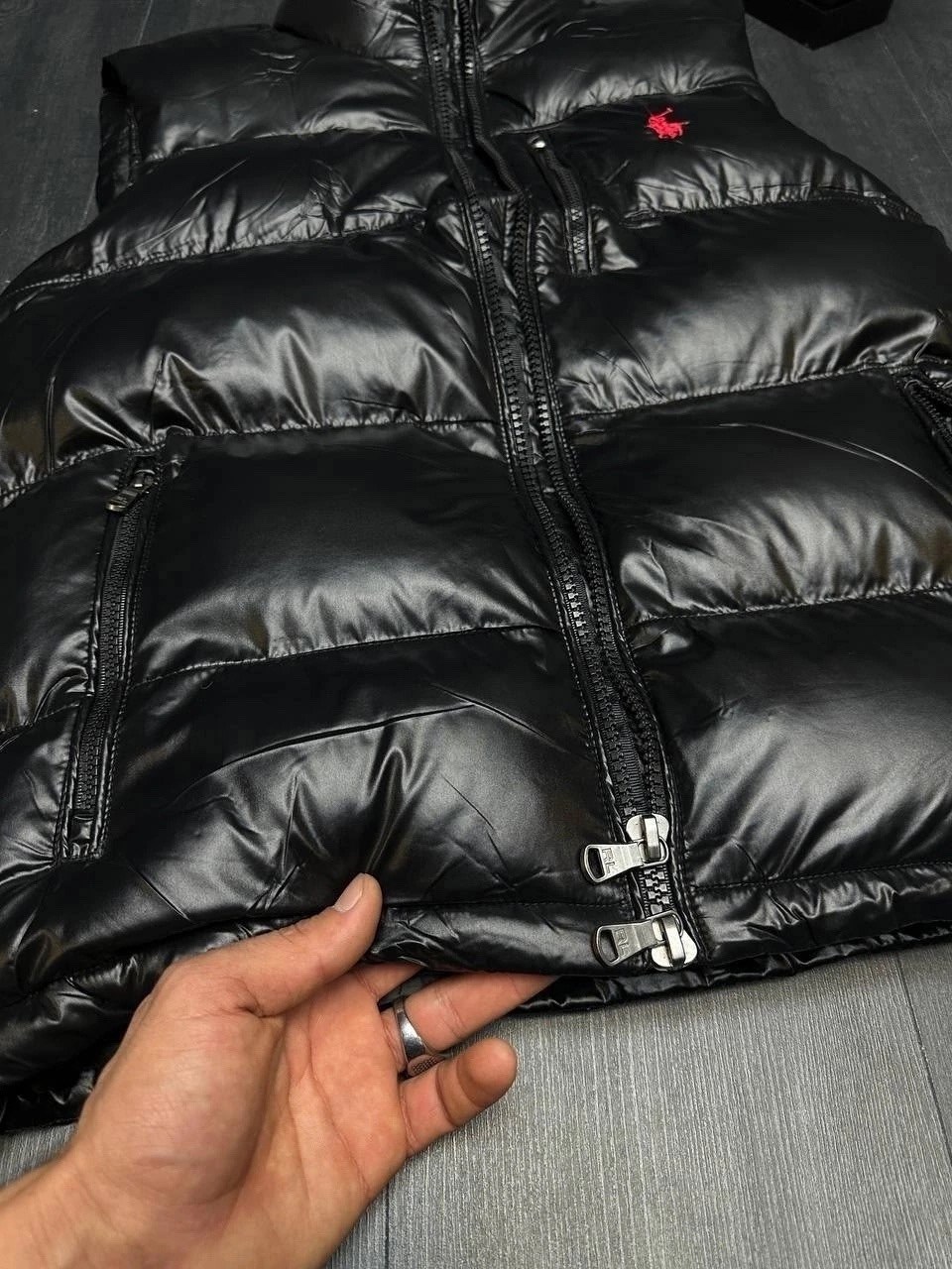жилетка polo ralph lauren,жилет polo ralph lauren,жилетка moncler,жилетка глянцевая,пуховый жилет ralph lauren