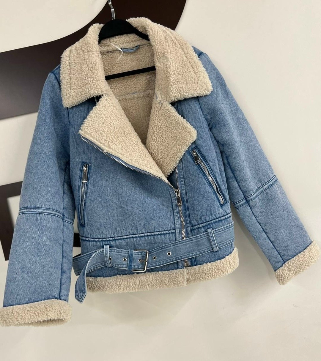 дубленка джинсовая,куртка джинсовая утеплённая konessstyle,дубленка женская джинсовая осень короткая авиатор модная matvienko,женская джинсовая куртка с меховой подкладкой,джинсовая куртка с мехом из