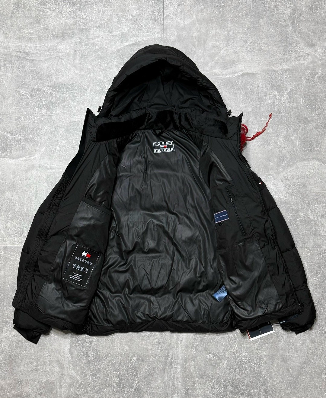 куртка зимняя tommy hilfiger,мужская зимняя куртка tommy hilfiger,пуховик tommy hilfiger зимний черный,демисезонная куртка tommy hilfiger,мужская зимняя куртка