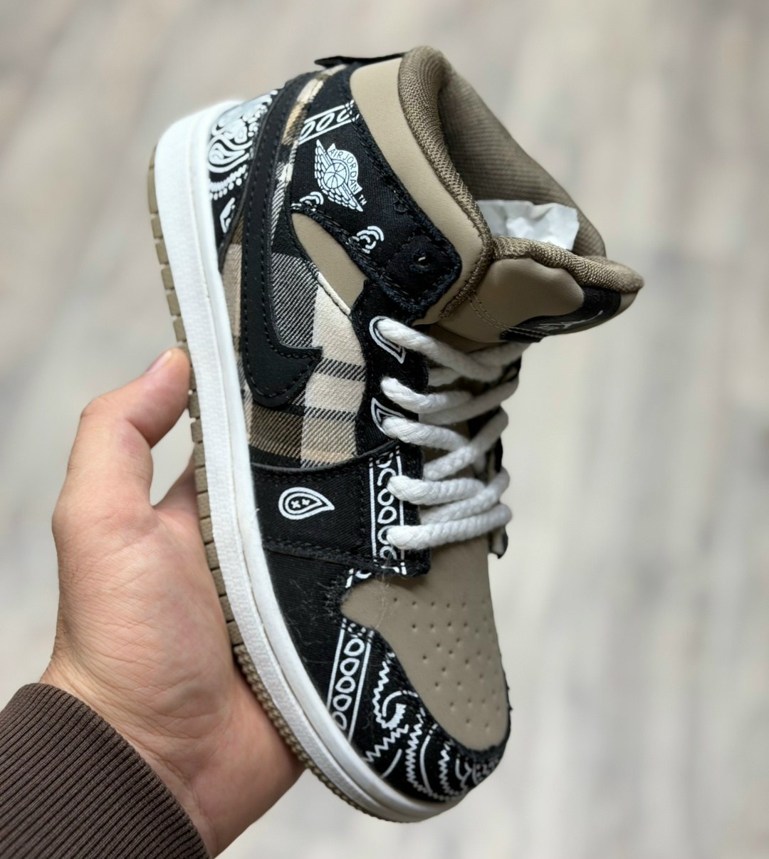 кроссовки nike air jordan 1,кроссовки nike air jordan 1 mid white black red spruce,кроссовки nike air jordan,зимние кроссовки nike air jordan 1 x travis scott,кроссовки