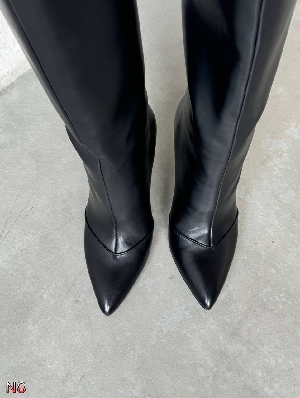 сапоги демисезонные на каблуке magic heels цвет черный,сапоги трубы,сапоги на шпильке,сапоги демисезонные на каблуке magic heels,сапоги трубы на каблуке