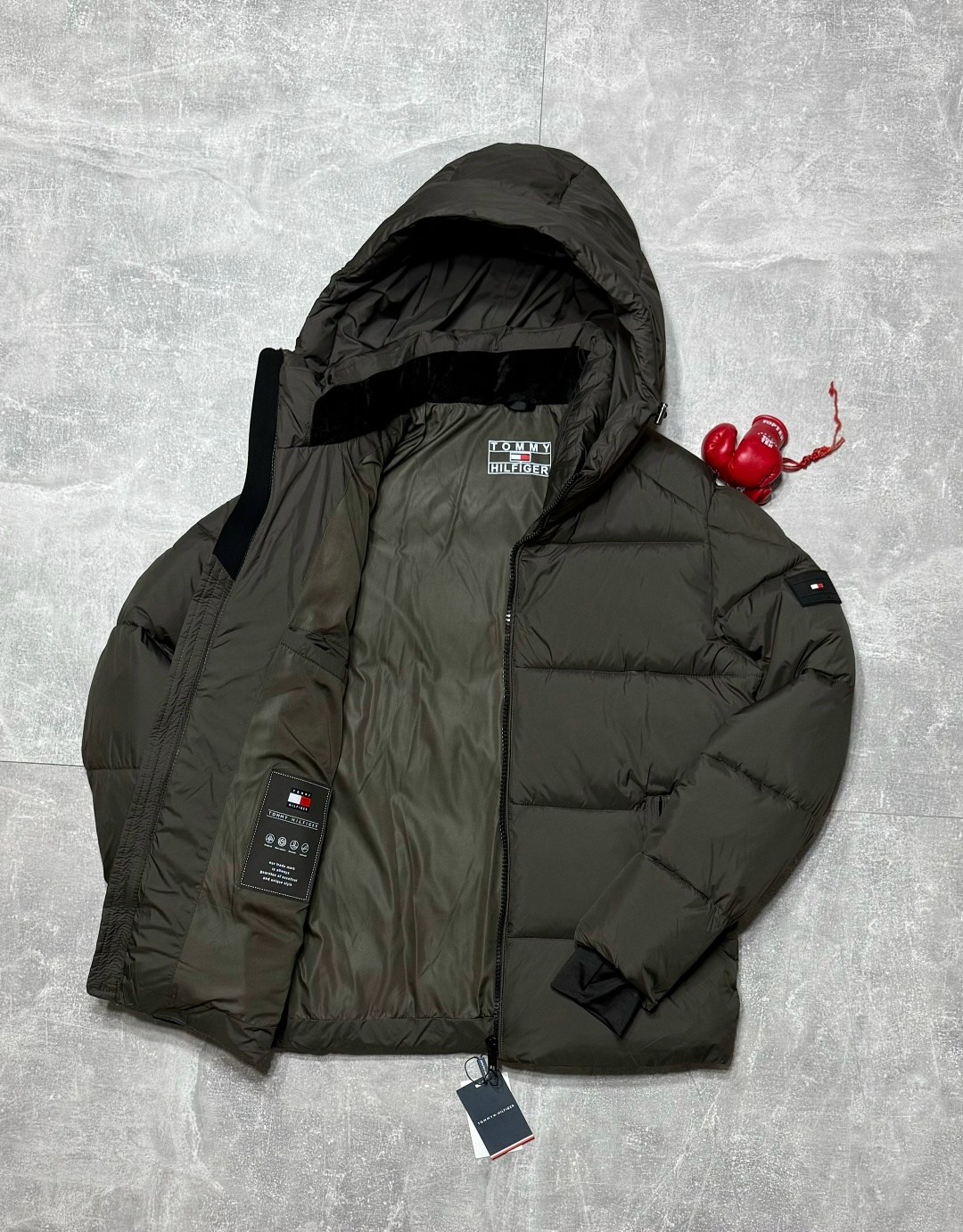 куртка зимняя tommy hilfiger,мужская зимняя куртка tommy hilfiger,пуховик tommy hilfiger зимний черный,демисезонная куртка tommy hilfiger,мужская зимняя куртка