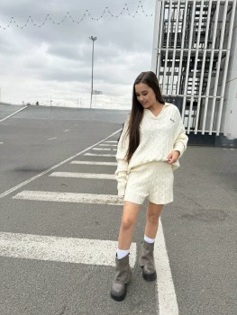 Костюм