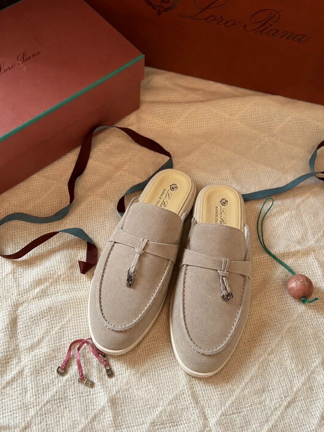 ,мюли loro piana,сабо loro piana,лоферы loro piana,сабо мужской loro piana бежевый замша размер 43