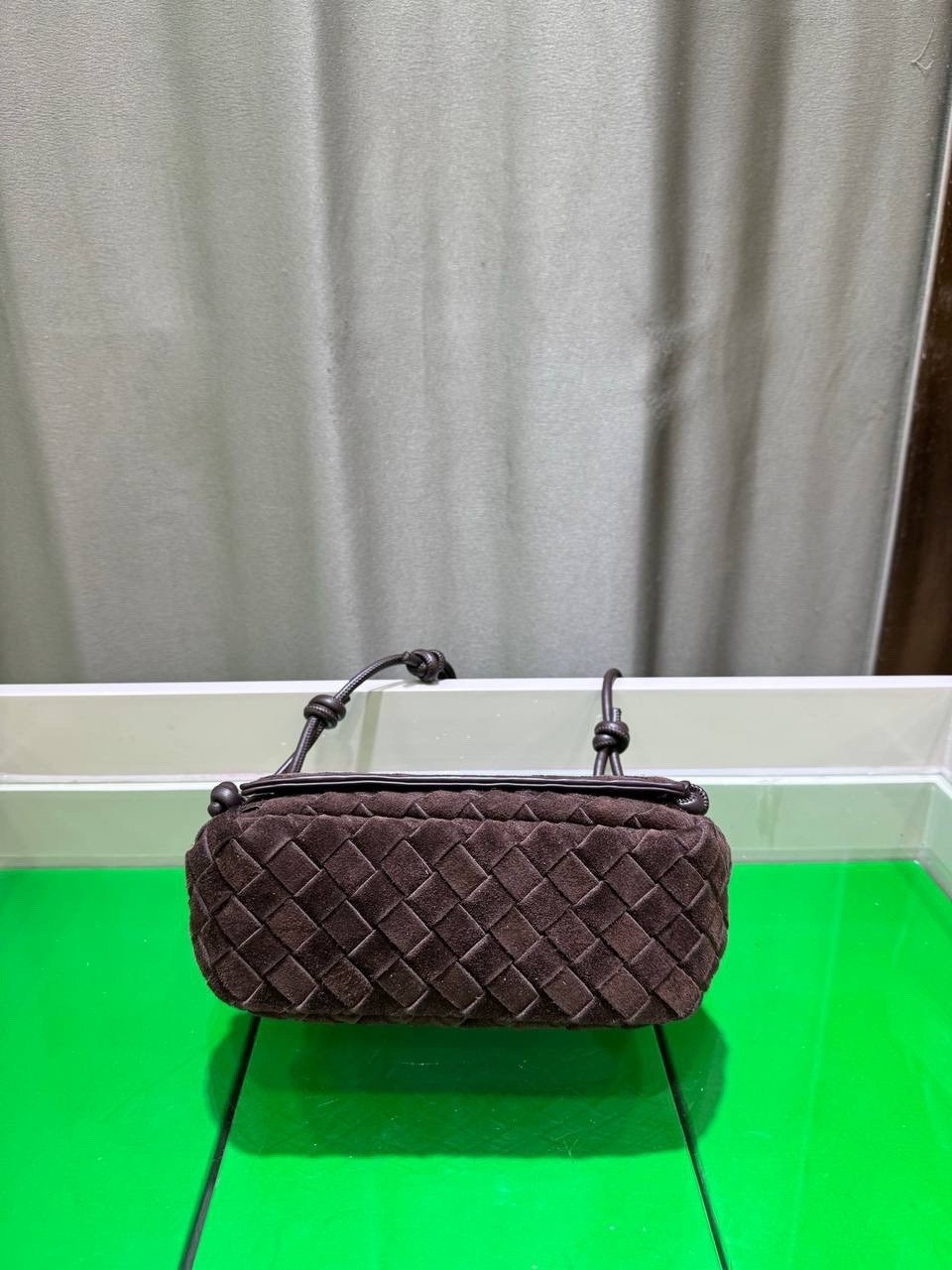 женская сумка bottega veneta,сумка bottega veneta,сумка bottega veneta коричневый,сумки плетеная,модная сумка