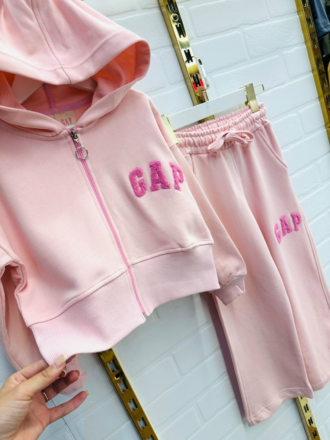 спортивный костюм gap,спортивные костюмы для девочек,детский спортивный костюм для девочек,костюм для девочек,костюм розово