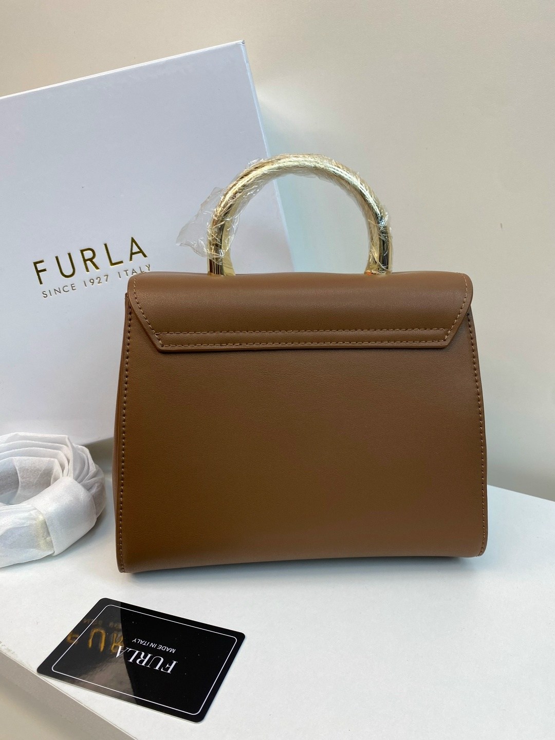 сумка furla,сумка женская furla,кожаная женская сумка furla,сумка furla натуральная кожа оригинал,кожаная женская сумка furla через плечо