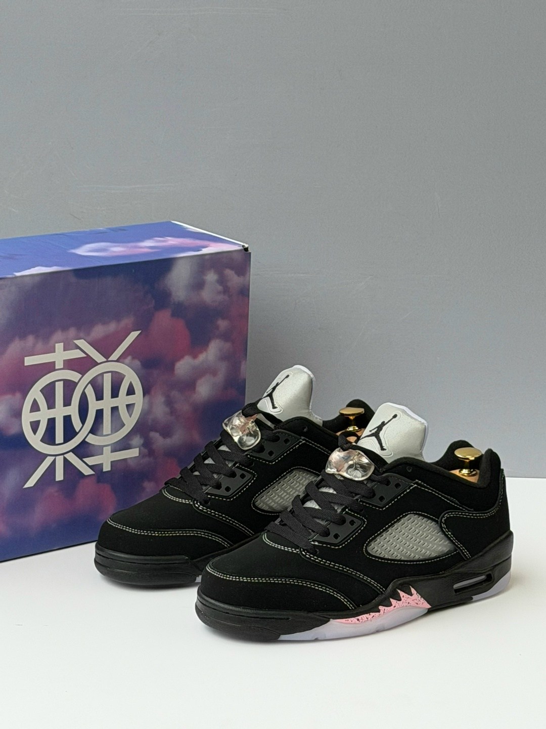 кроссовки air jordan 5 retro low 'dongdan' черный,nike air jordan 5 low dongdan,кроссовки nike air jordan 5 retro low dongdan,air jordan 5 low “dongdan”,nike air jordan 5 retro low