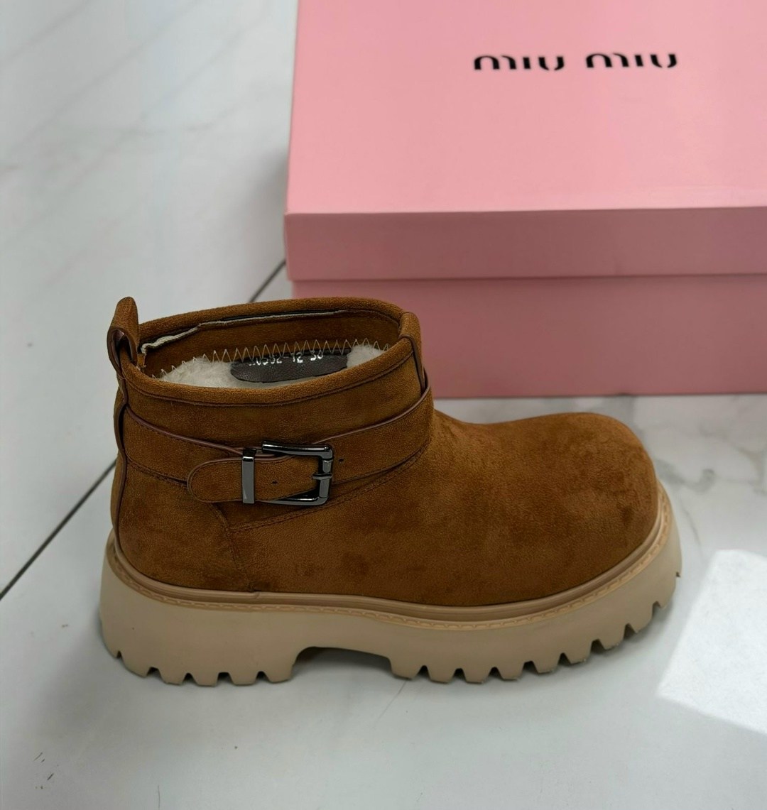 ,ботинки miu miu,женские ботинки, женская,ботинки замшевые