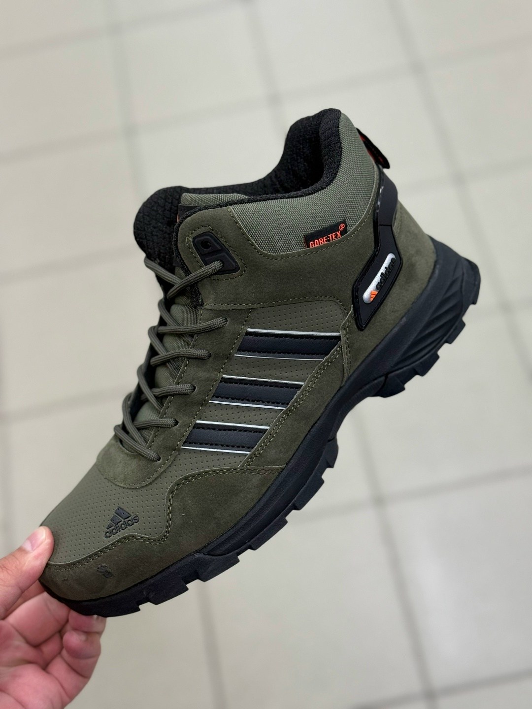 зимние кроссовки мужские адидас с мехом,кроссовки мужские зимние(термо) adidas terrex,зимние кроссовки adidas,кроссовки мужской adidas,кроссовки мужские зимние