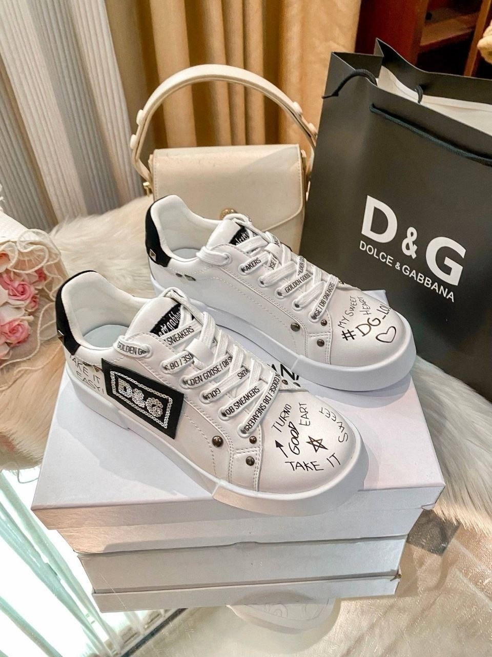 кроссовки dolce&gabbana,кеды dolce gabbana,женские кроссовки dolce & gabbana,кроссовки дольче габбана женские,кроссовки дольче габбана женские белые