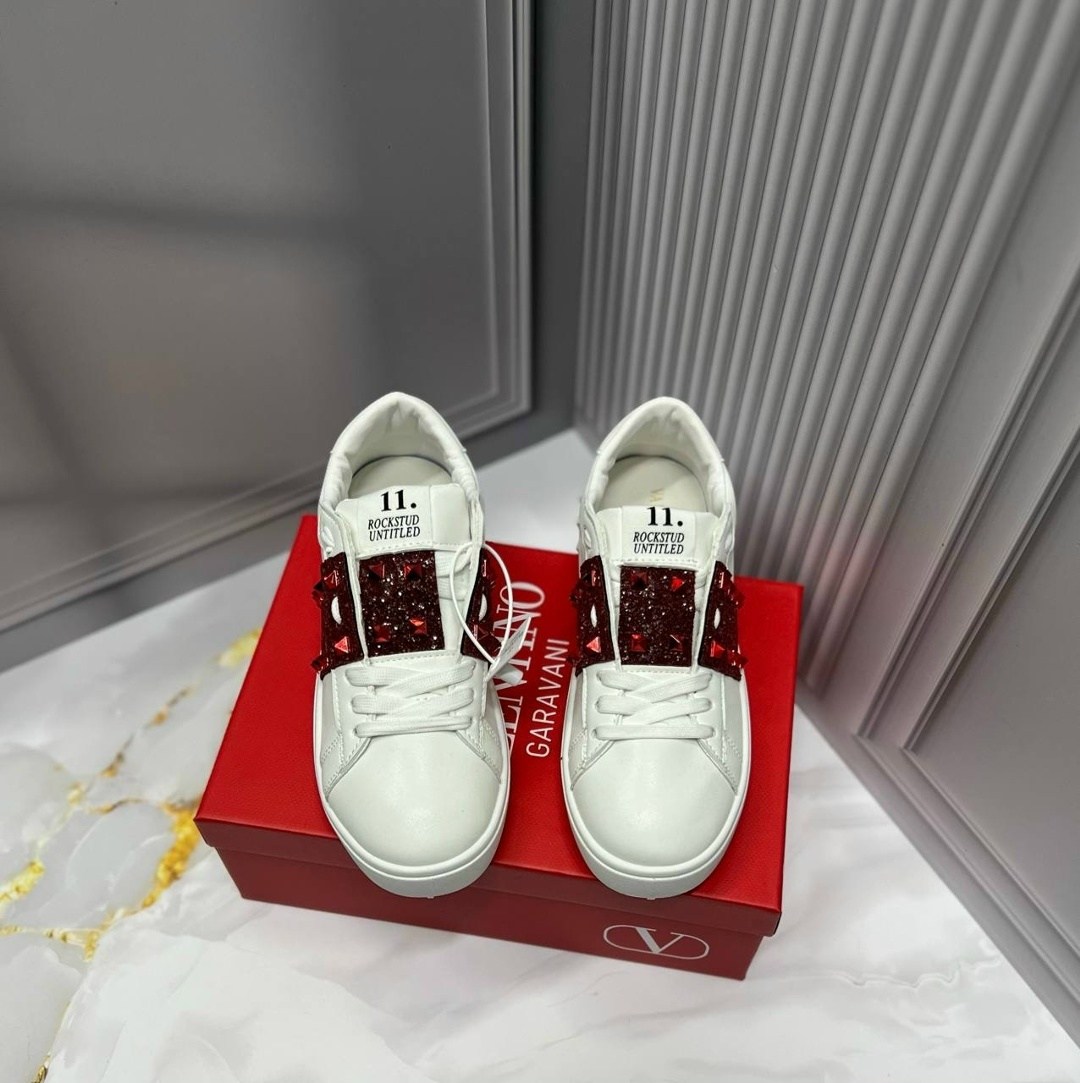 ,valentino кроссовки,кроссовки женские valentino,кеды valentino,кеды валентино гаравани женские