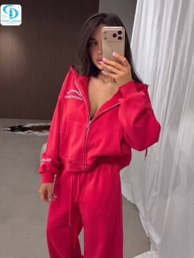 Костюм