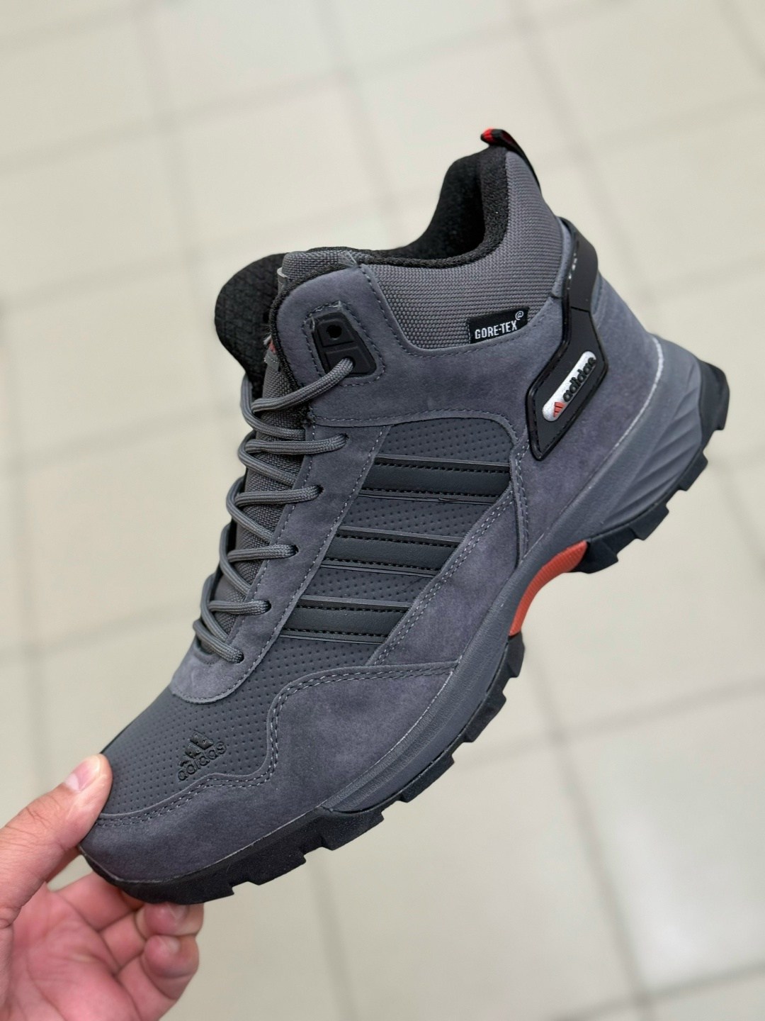 зимние кроссовки мужские адидас с мехом,кроссовки мужские зимние(термо) adidas terrex,зимние кроссовки adidas,кроссовки мужской adidas,кроссовки мужские зимние