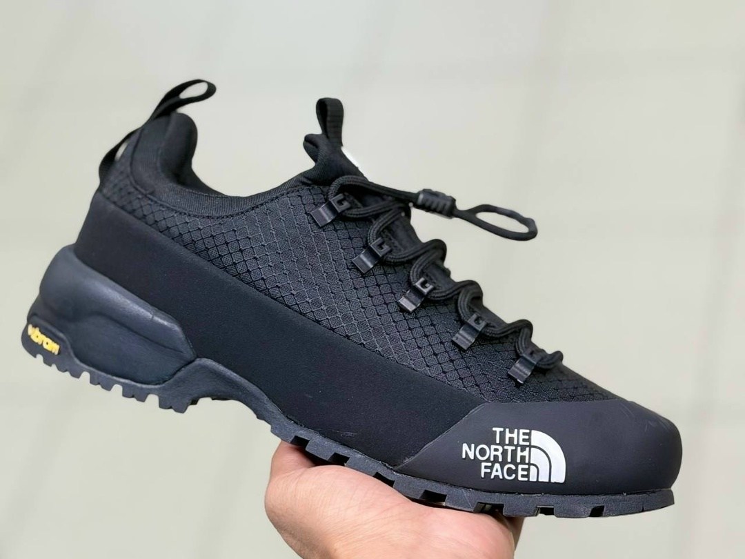 мужские кроссовки the north face,кроссовки the north face,кроссовки the north face glenclyffe low,черные походные кроссовки the north face glenclyffe,кроссовки the north face glenclyffe