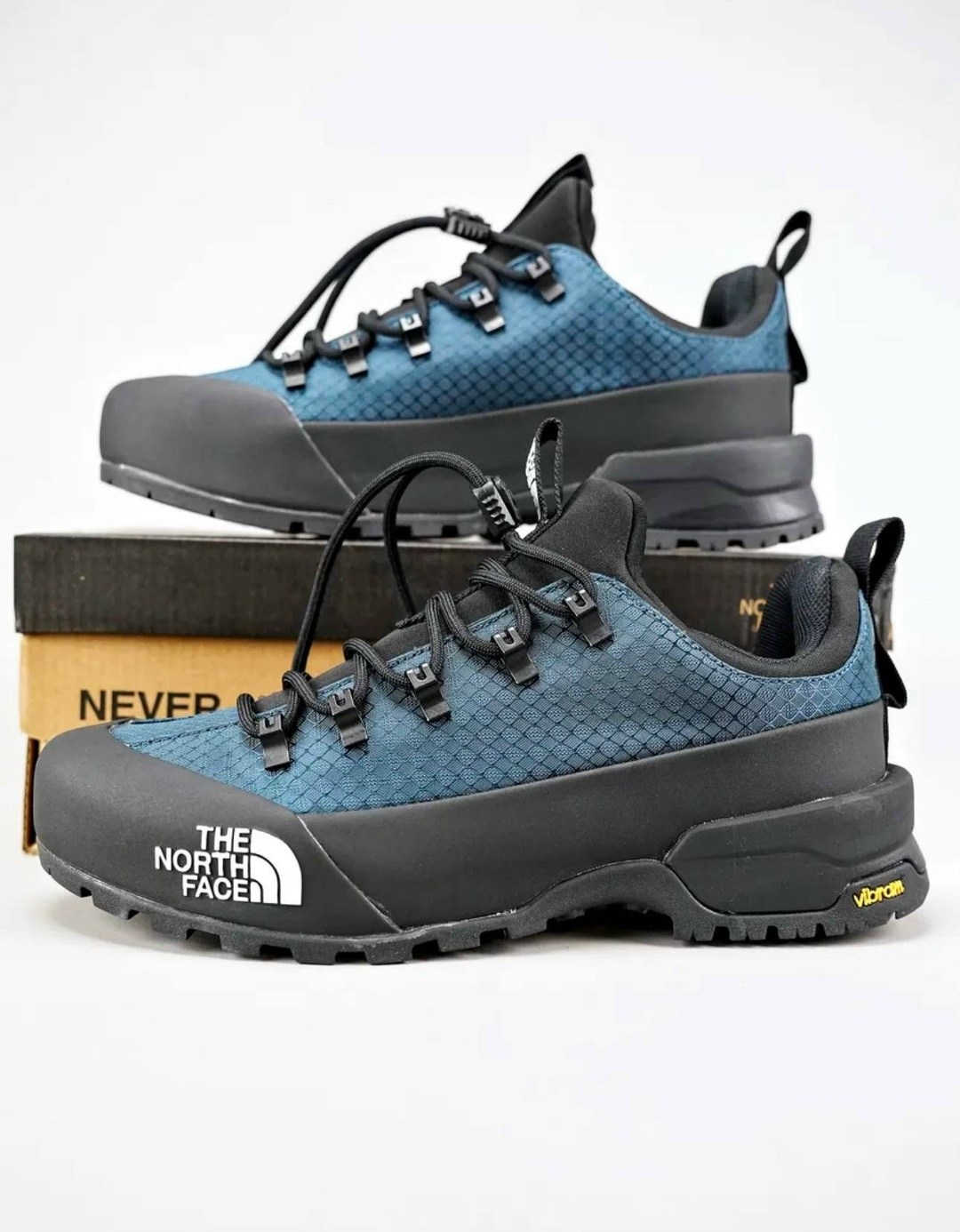 кроссовки the north face термо непромокаемые b&w sneakers цвет черный,кроссовки the north face термо непромокаемые,черные походные кроссовки the north face glenclyffe,кроссовки the north face glenclyf