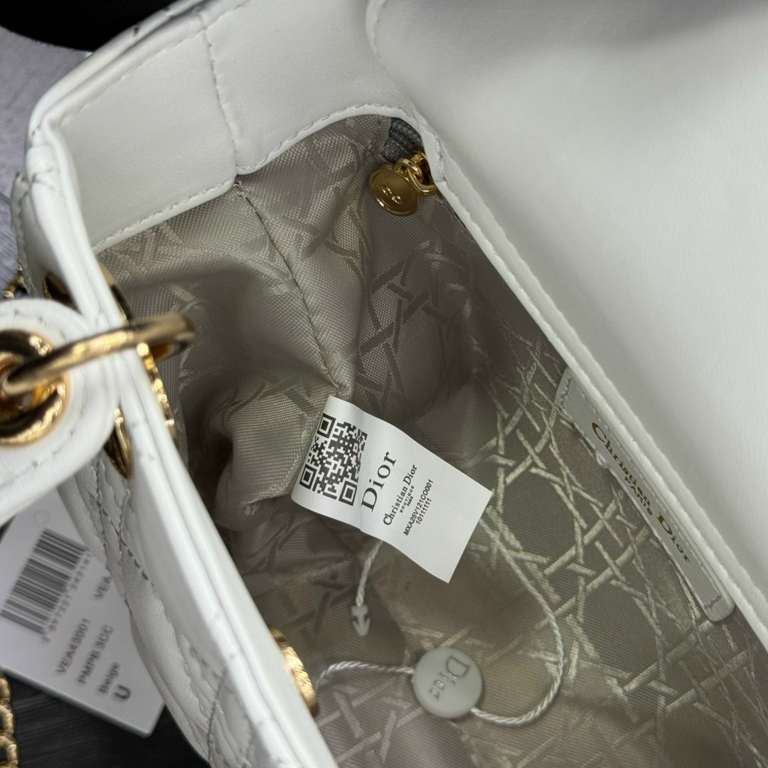 dior сумка,женская сумка dior,сумка dior lady dior my abcdior,сумка диор,сумка диор кристиан диор
