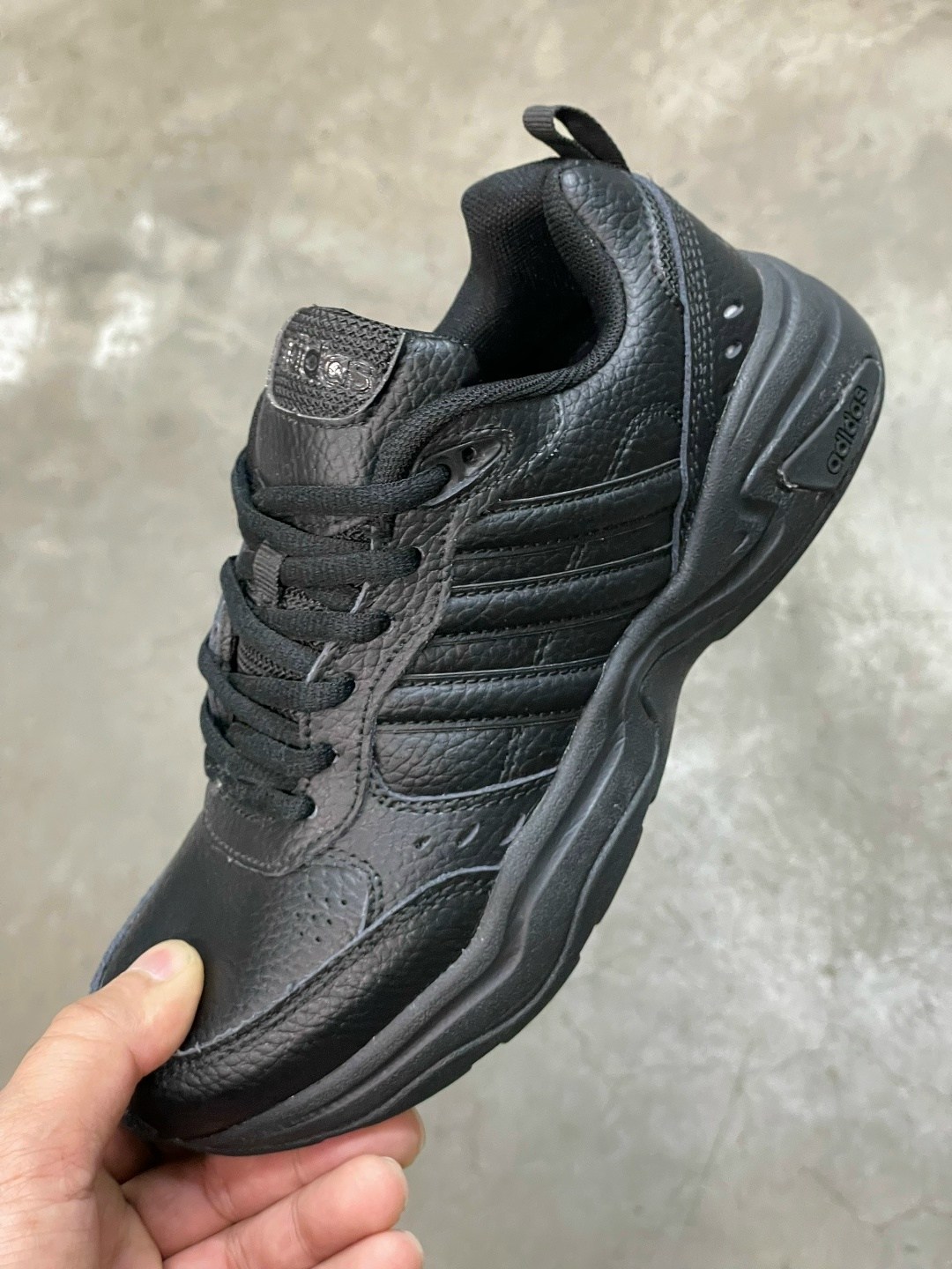 кроссовки adidas,кроссовки adidas strutter,кроссовки мужские adidas strutter,мужские кроссовки adidas,кроссовки