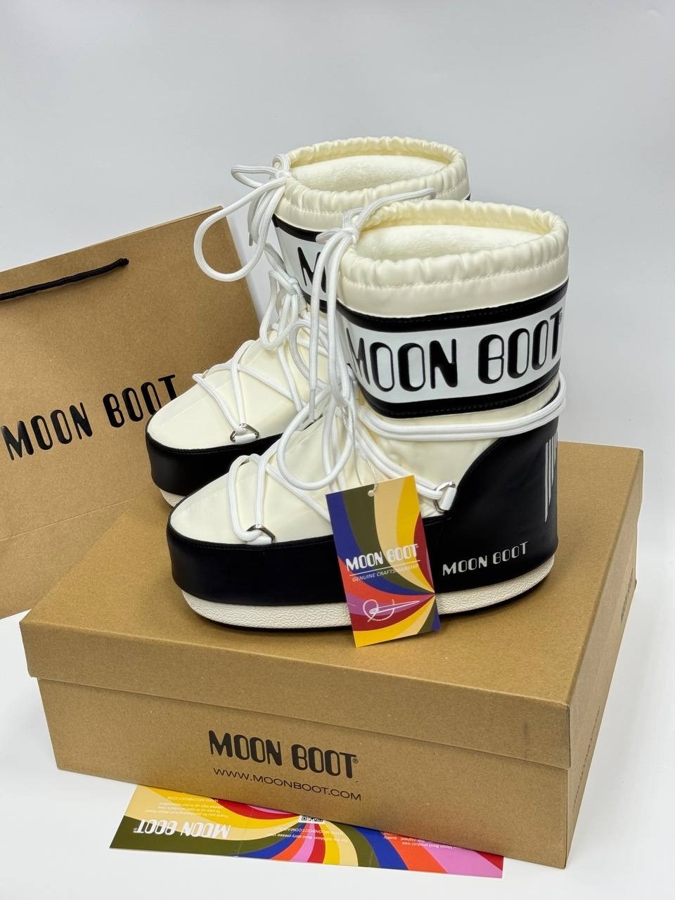 зимние ботинки moon boot classic low 2 moon boot белый,луноходы moon boot,дутики moon boot,низкие нейлоновые ботинки icon moon boot белый,луноходы moon boot белые женские