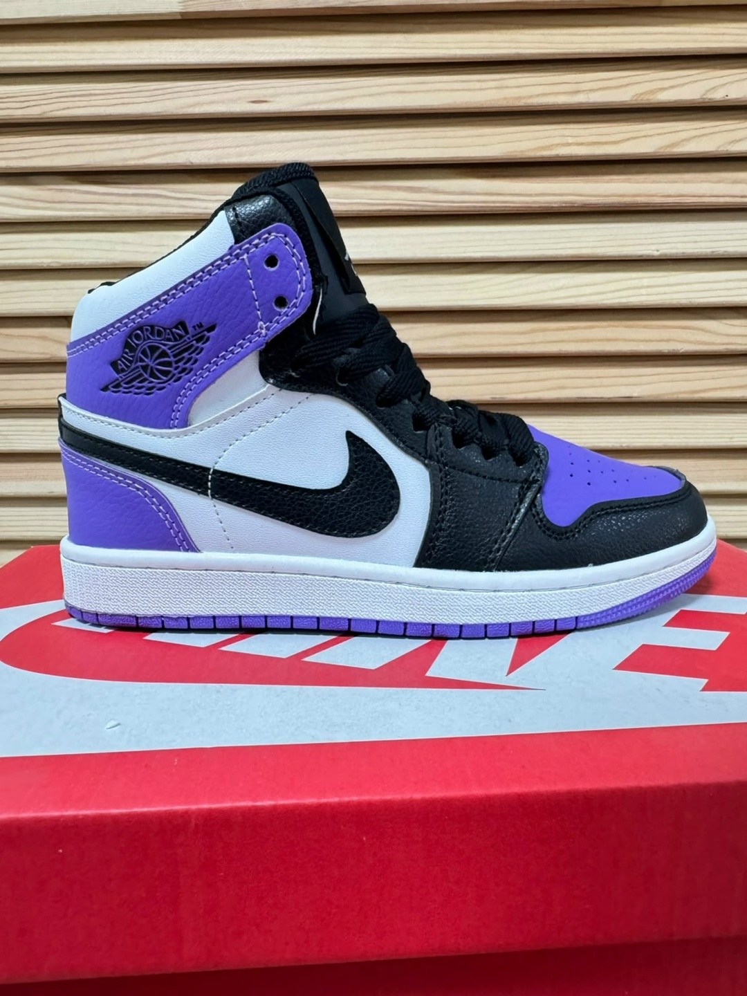 nike air jordan 1 pine green,nike air jordan 1 retro high og pine green,кроссовки nike air jordan 1 retro high,nike air jordan 1 retro high og,nike air jordan 1 retro high