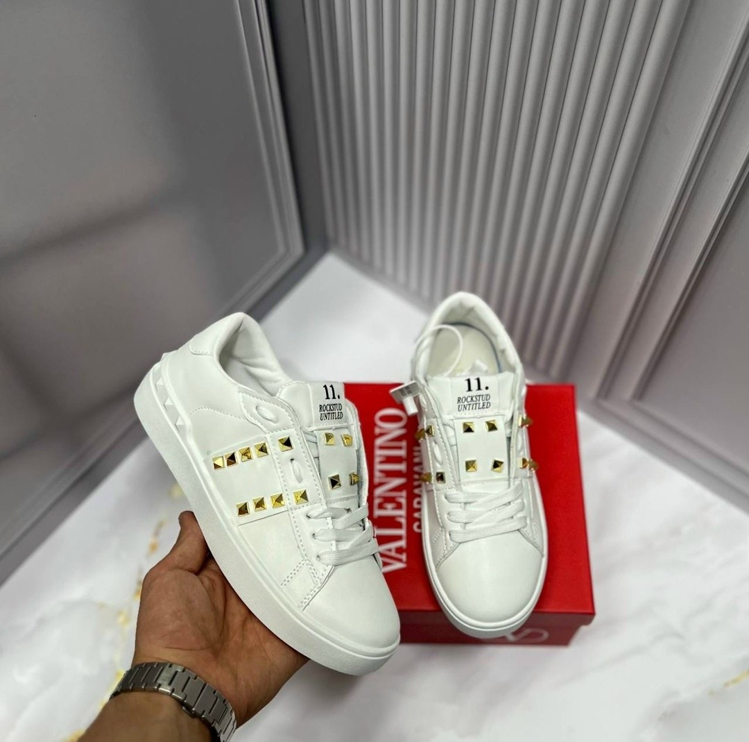 ,valentino кроссовки,кроссовки женские valentino,кеды valentino,кеды валентино гаравани женские