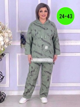 Костюм