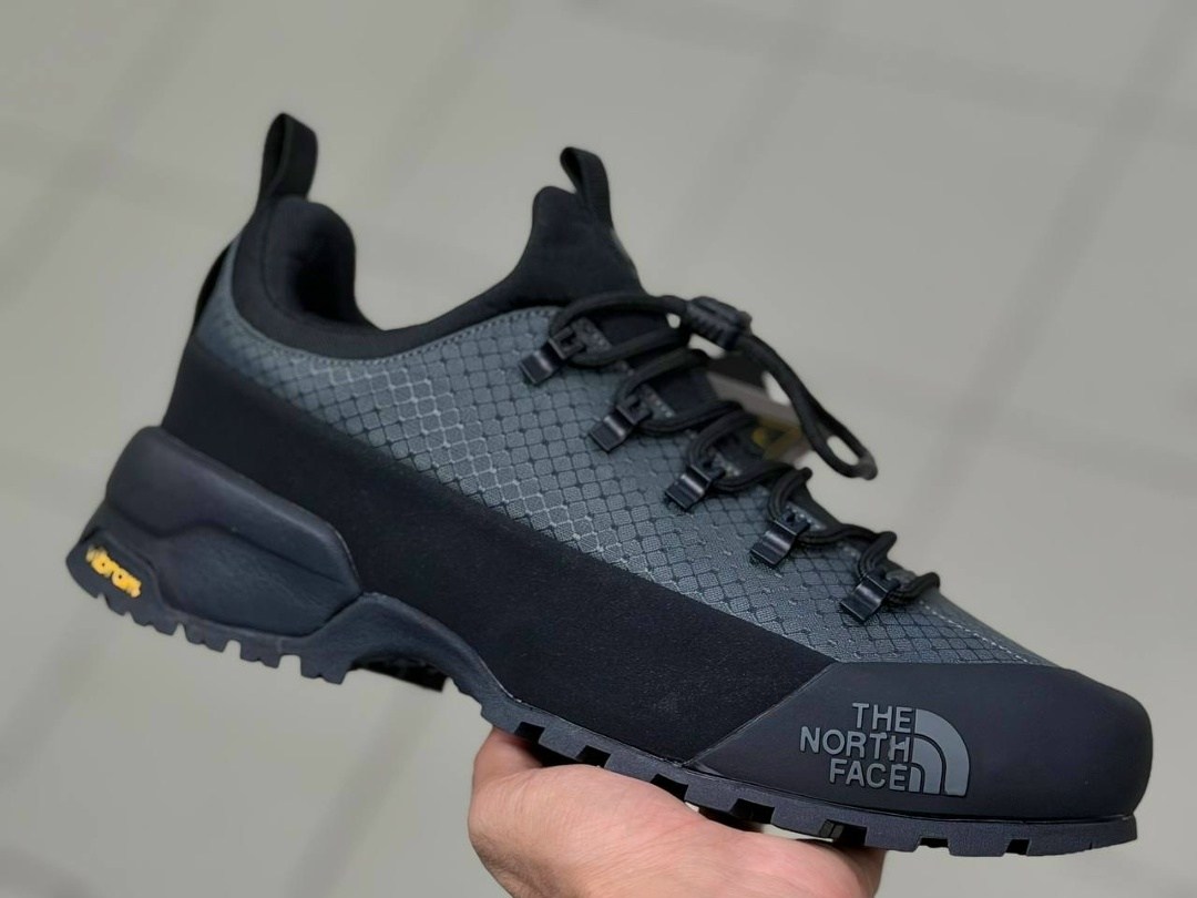мужские кроссовки the north face,кроссовки the north face,кроссовки the north face glenclyffe low,черные походные кроссовки the north face glenclyffe,кроссовки the north face glenclyffe
