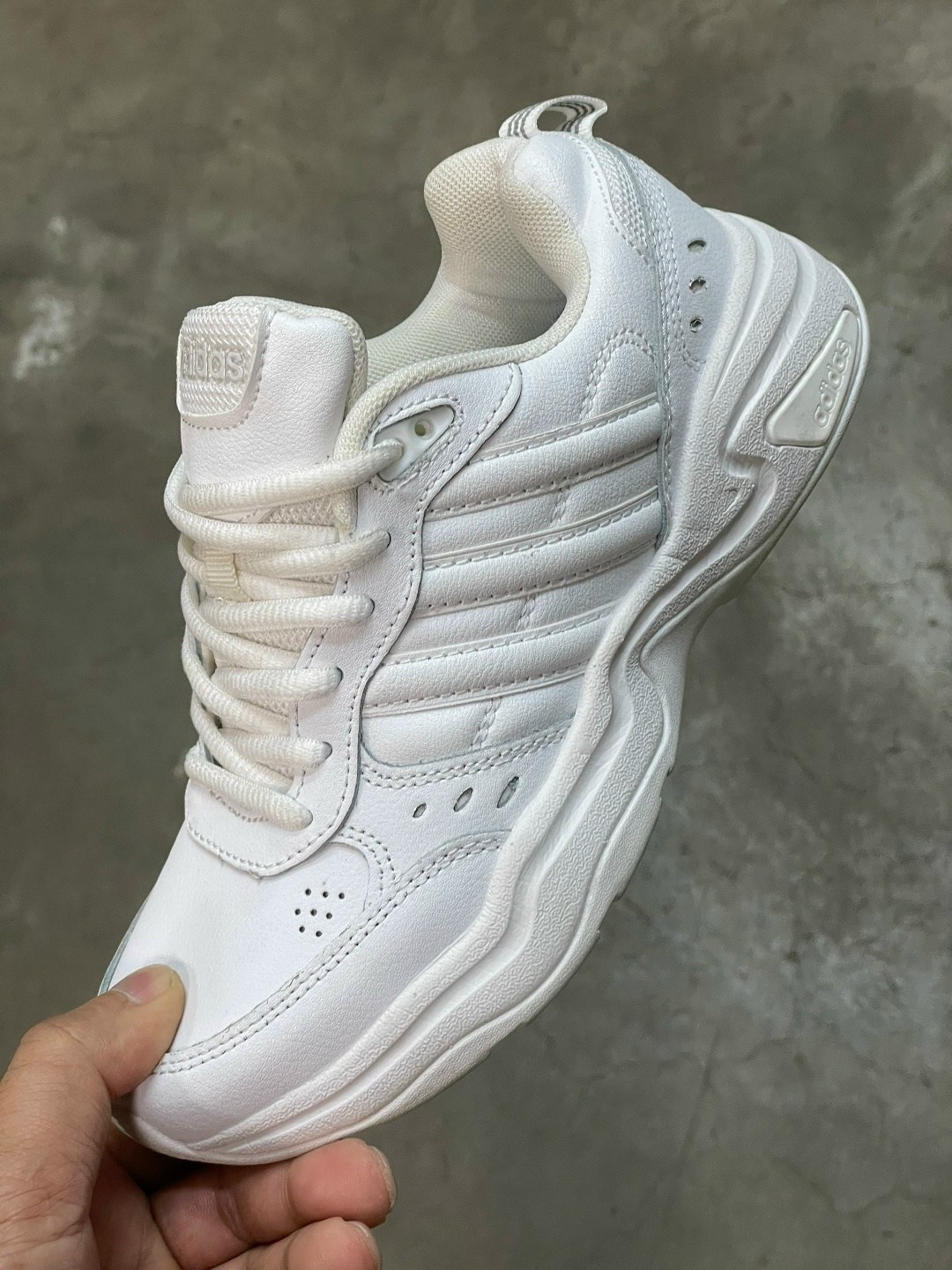 кроссовки adidas,кроссовки adidas strutter,кроссовки мужские adidas strutter,мужские кроссовки adidas,кроссовки