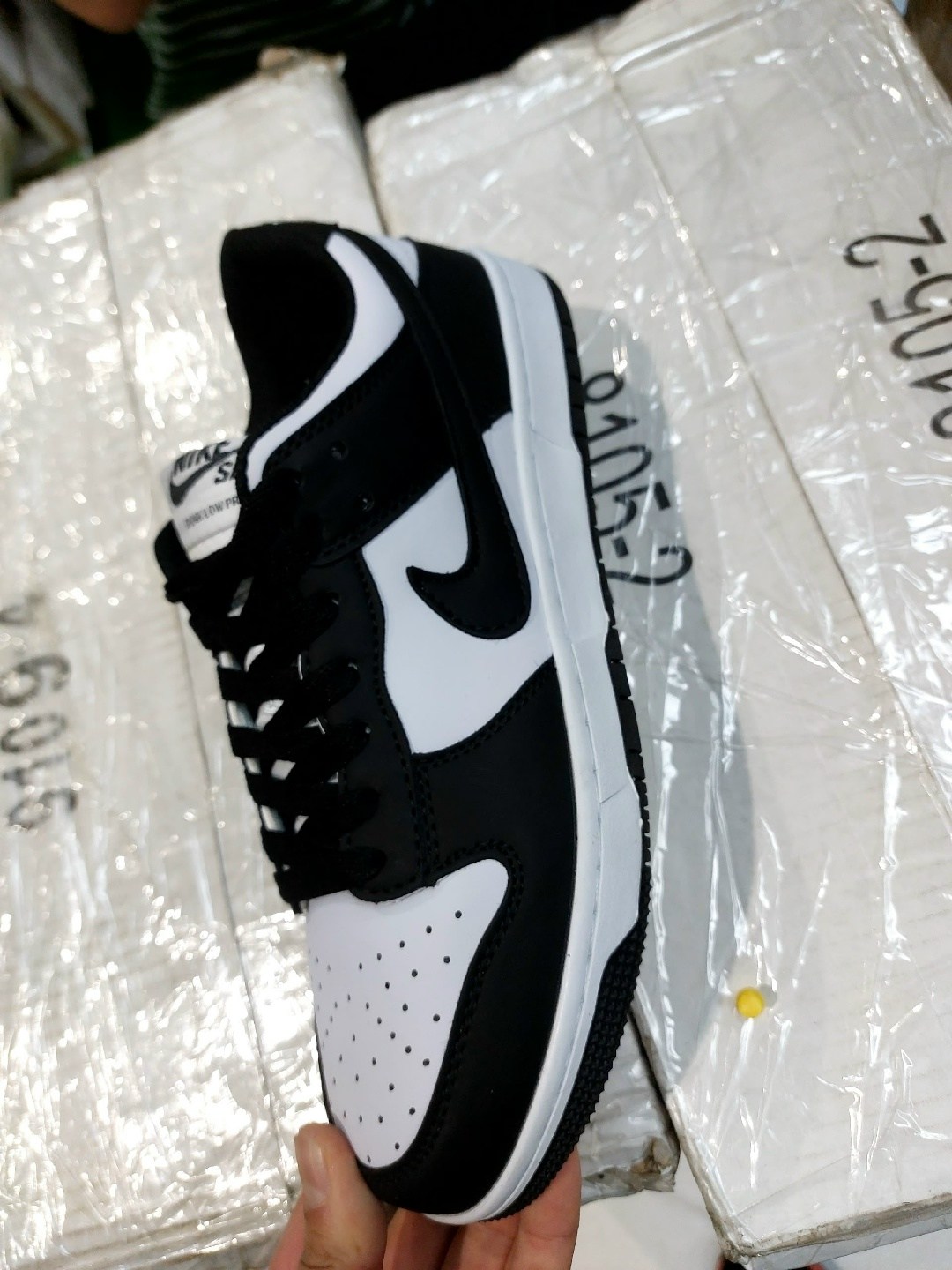 кроссовки nike sb dunk low,nike sb dunk low dark grey black gum,nike sb dunk low trd dark grey,кроссовки nike sb dunk low pro,кроссовки