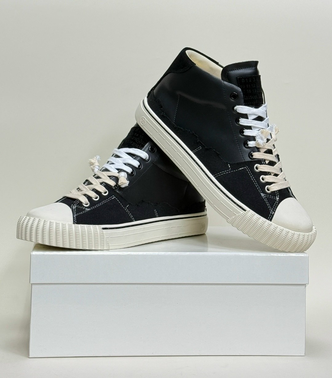 кеды maison margiela мужские черные,черные кроссовки new evolution mid maison margiela,кеды maison margiela evolution,кроссовки низкие maison margiela evolution черный,кеды maison margiela