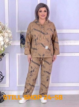 Костюм