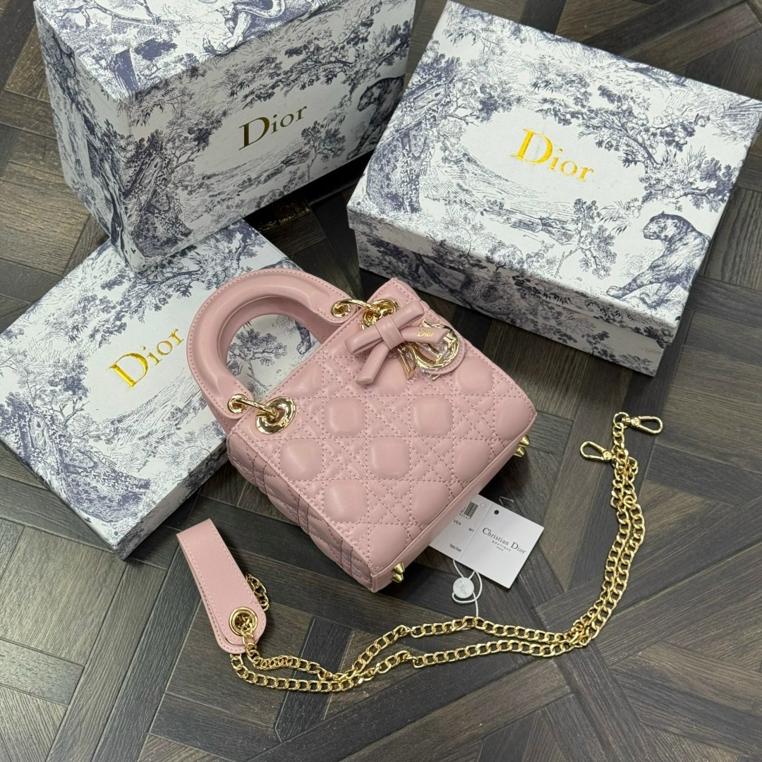 dior сумка,сумка диор,мини сумки кристиан диор,dior сумка женская,сумочка от dior