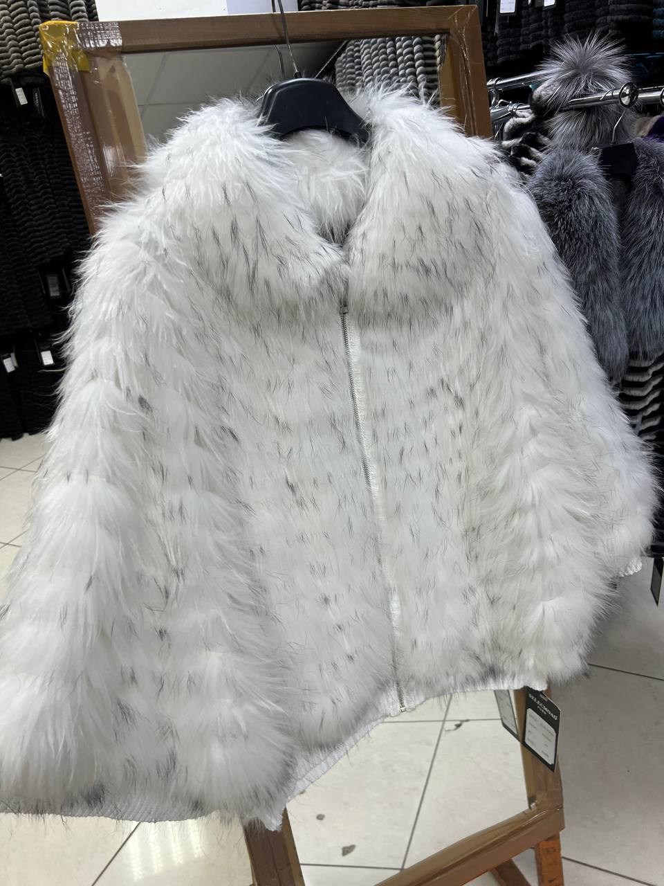 шуба из меха,шубы из натурального меха,женская шуба,меховая куртка,шубка