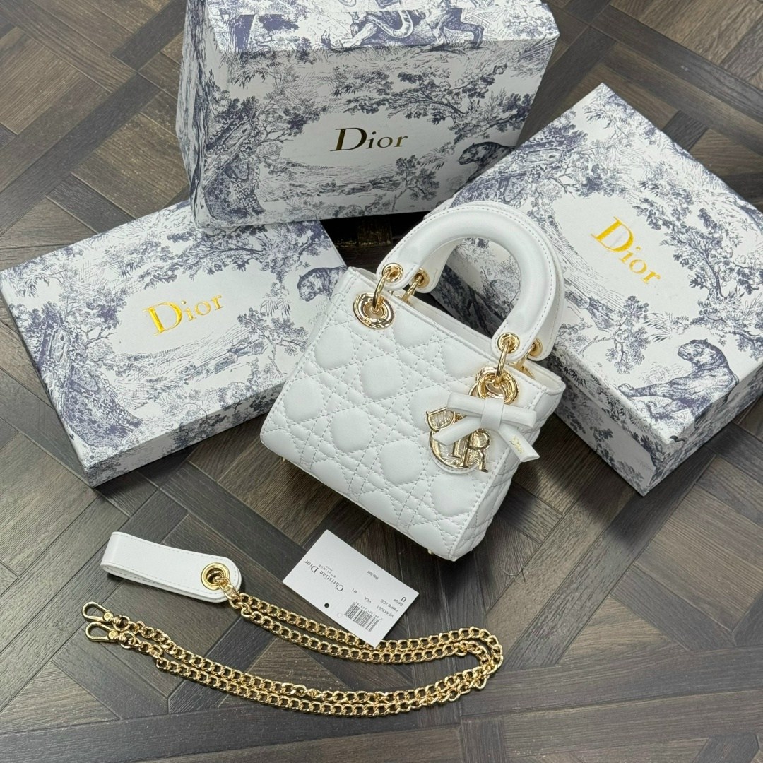 dior сумка,женская сумка dior,сумка dior lady dior my abcdior,сумка диор,сумка диор кристиан диор