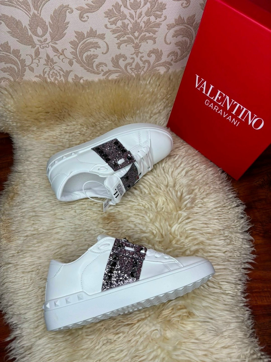 valentino кроссовки,valentino кроссовки женские,кеды valentino,,кеды валентино женские