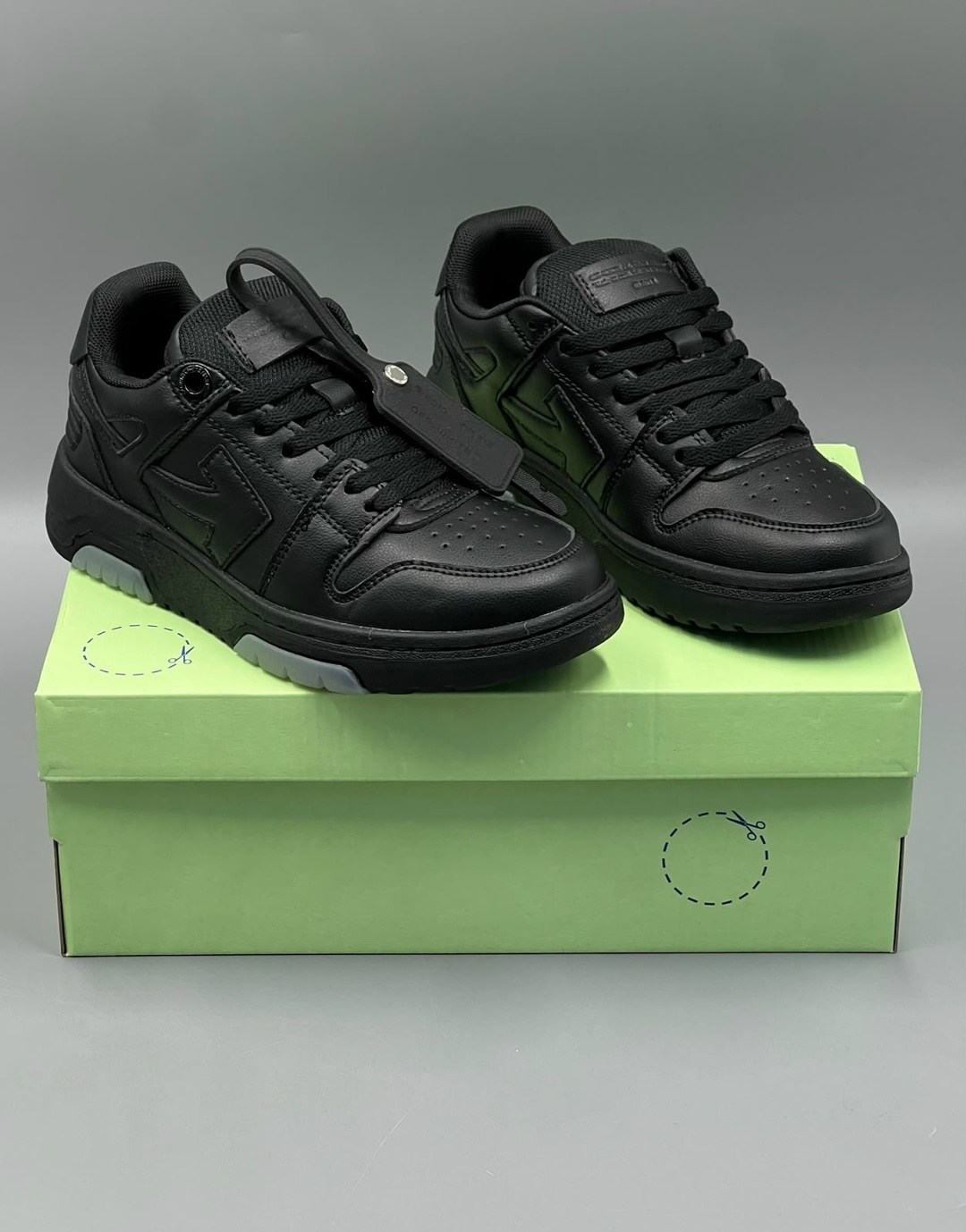 кроссовки off white,кроссовки off white out of office,кроссовки,черные кроссовки,мужской кроссовки