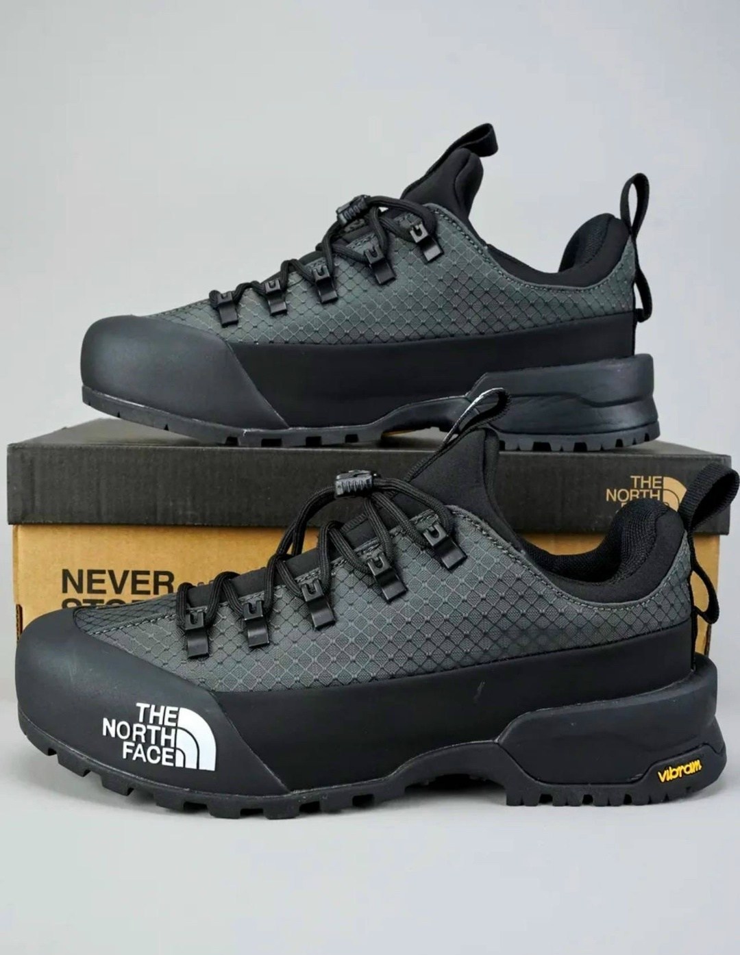 кроссовки the north face термо непромокаемые b&w sneakers цвет черный,кроссовки the north face термо непромокаемые,черные походные кроссовки the north face glenclyffe,кроссовки the north face glenclyf