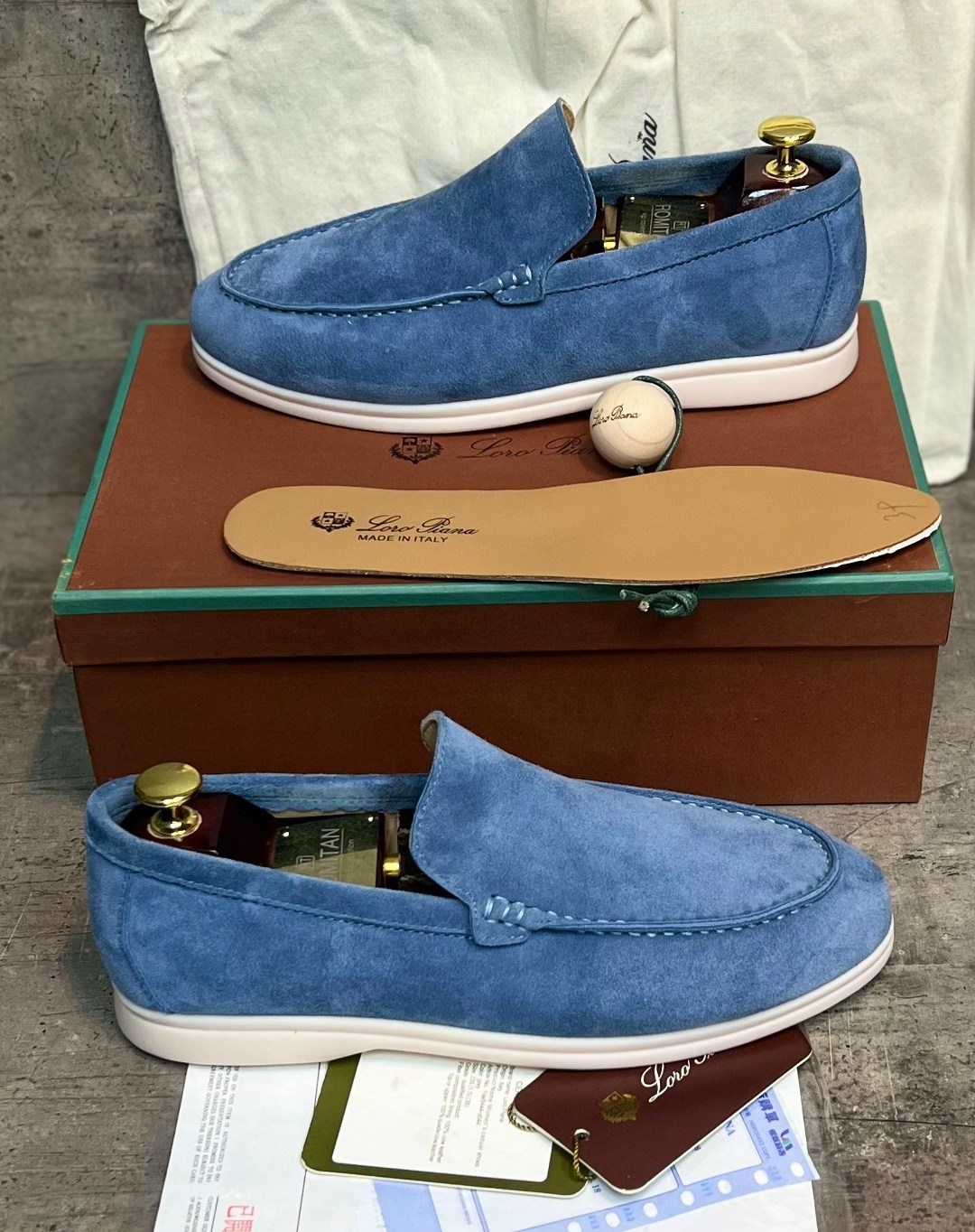 лоферы loro piana summer walk замшевые,,лоферы loro piana,мокасины лоро пиано мужские,лоферы из замши голубые