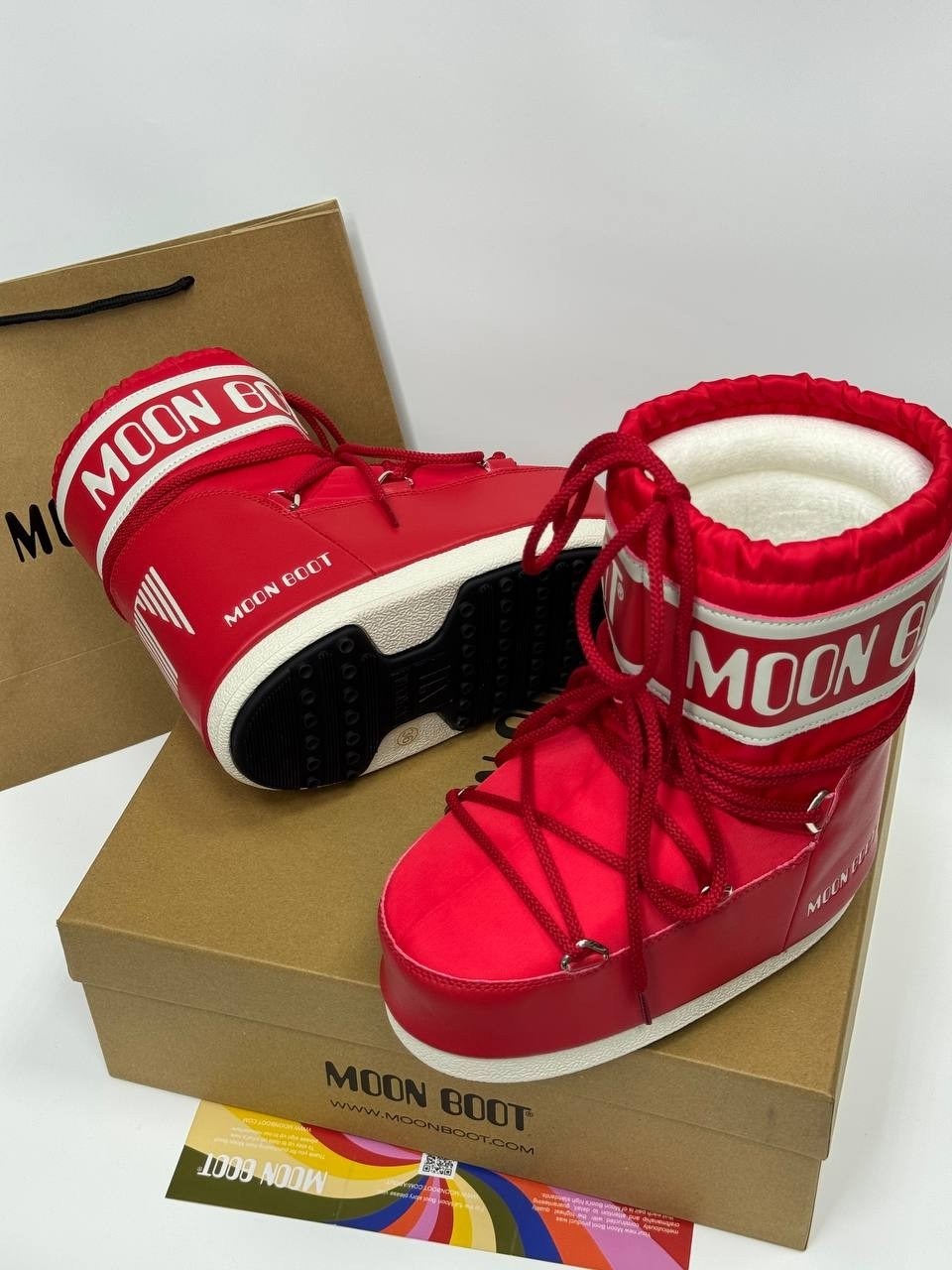 нейлоновые зимние ботинки moon boot красный,детские зимние ботинки nylon red moon boot красный,снежные сапоги из нейлона moon boot красный,moon boot-детские зимние ботинки nylon rosso красный,зимние б
