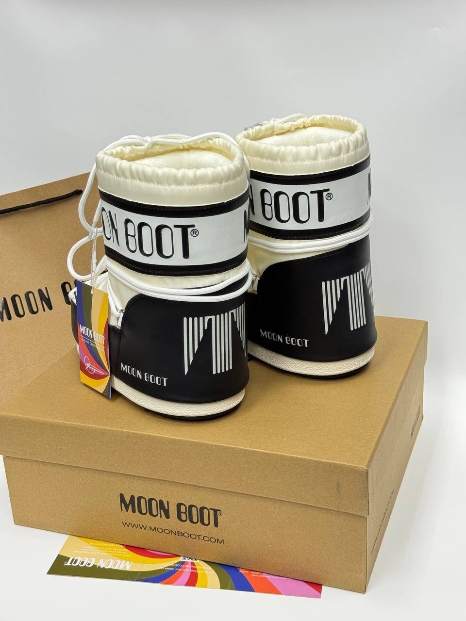 зимние ботинки moon boot classic low 2 moon boot белый,луноходы moon boot,дутики moon boot,низкие нейлоновые ботинки icon moon boot белый,луноходы moon boot белые женские